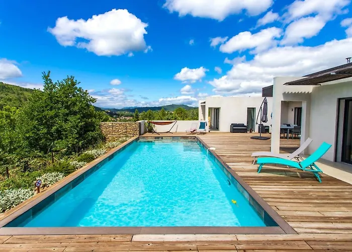 Blanche, Contemporary, Cathars, Couiza, Carcassonne Villa *